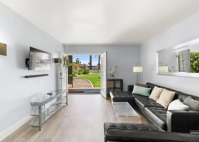 2bd Walk Out To Pool Old Town Paradise Scottsdale